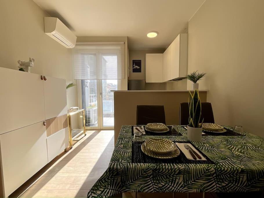 Elegante Appartamento Milano Linate Екстериор снимка