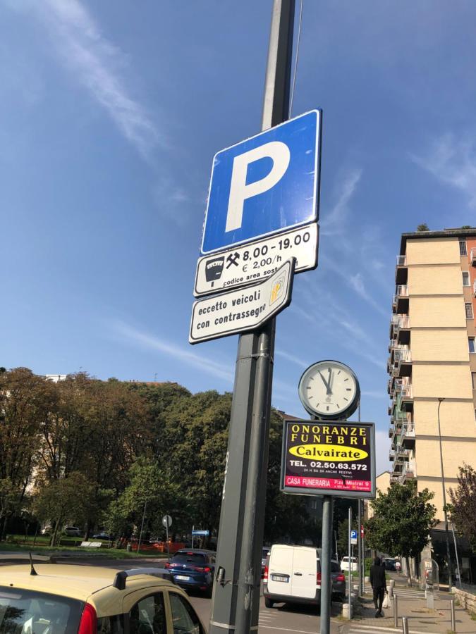 Elegante Appartamento Milano Linate Екстериор снимка